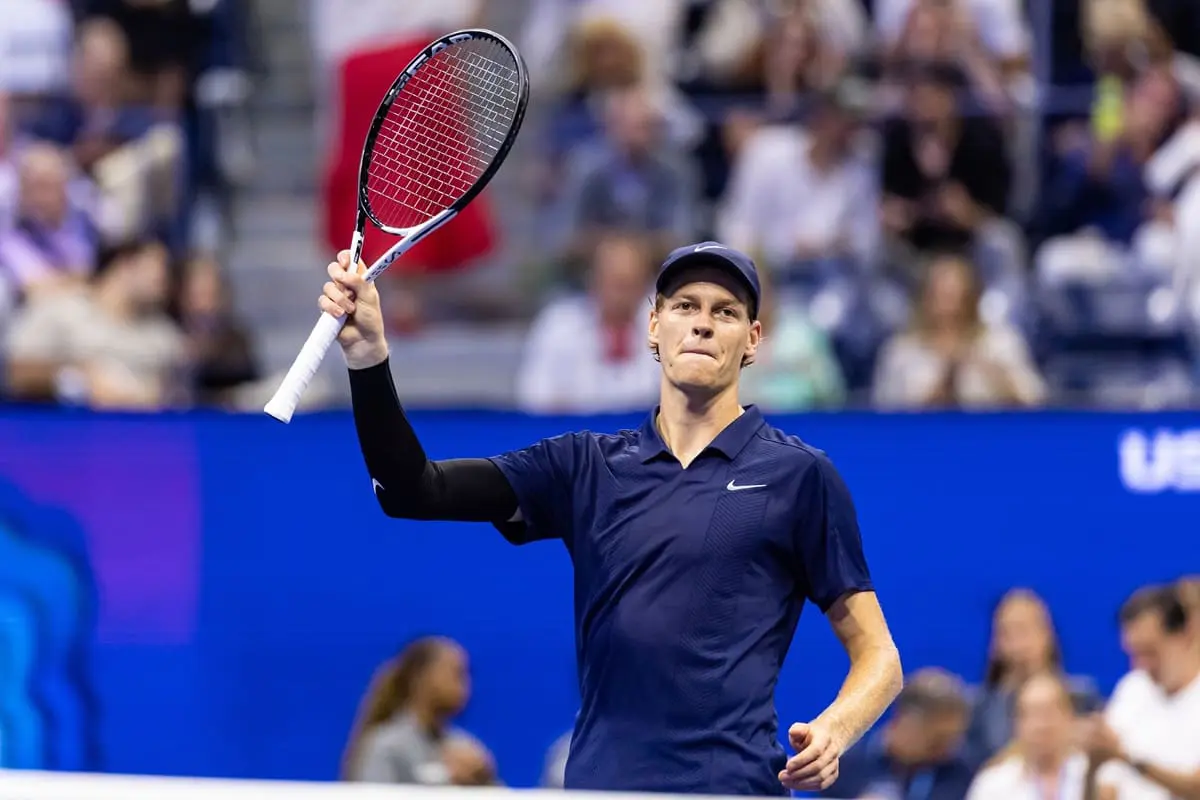Sinner stende Bublik e vola ai quarti degli Us Open, sarà derby azzurro con Musetti Sinner stende Bublik e vola ai quarti degli Us Open, sarà derby azzurro con Musetti