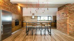 Arredamento Hi-Tech: come trasformare la tua casa con stile e tecnologia