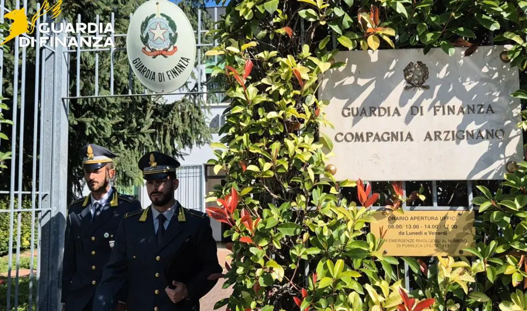 Falso cieco per mezzo secolo, truffa a 1 milione di euro a Vicenza Falso cieco per mezzo secolo, truffa a 1 milione di euro a Vicenza