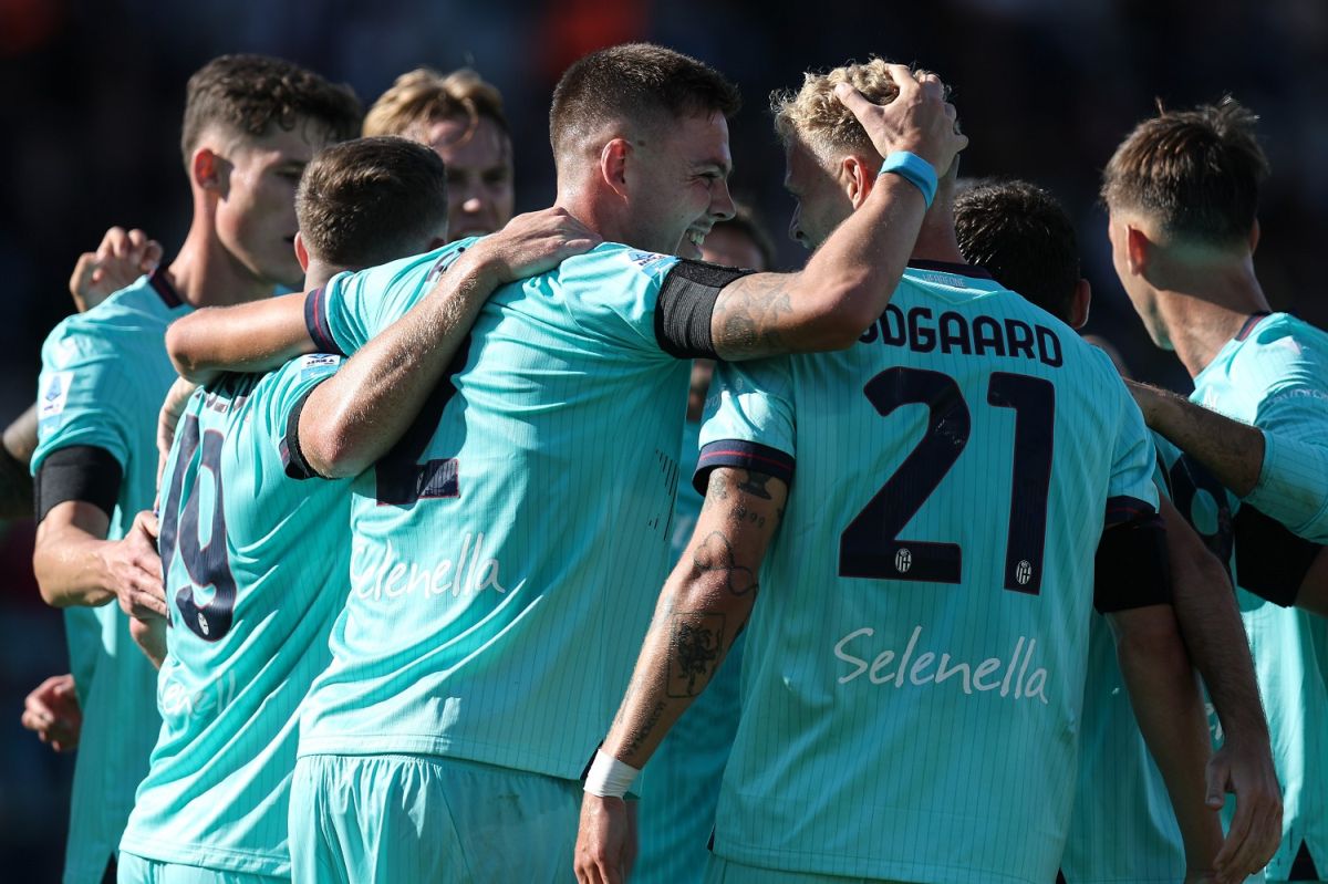 Il Bologna espugna Cagliari: 2-0 firmato Holm e Orsolini Il Bologna espugna Cagliari: 2-0 firmato Holm e Orsolini