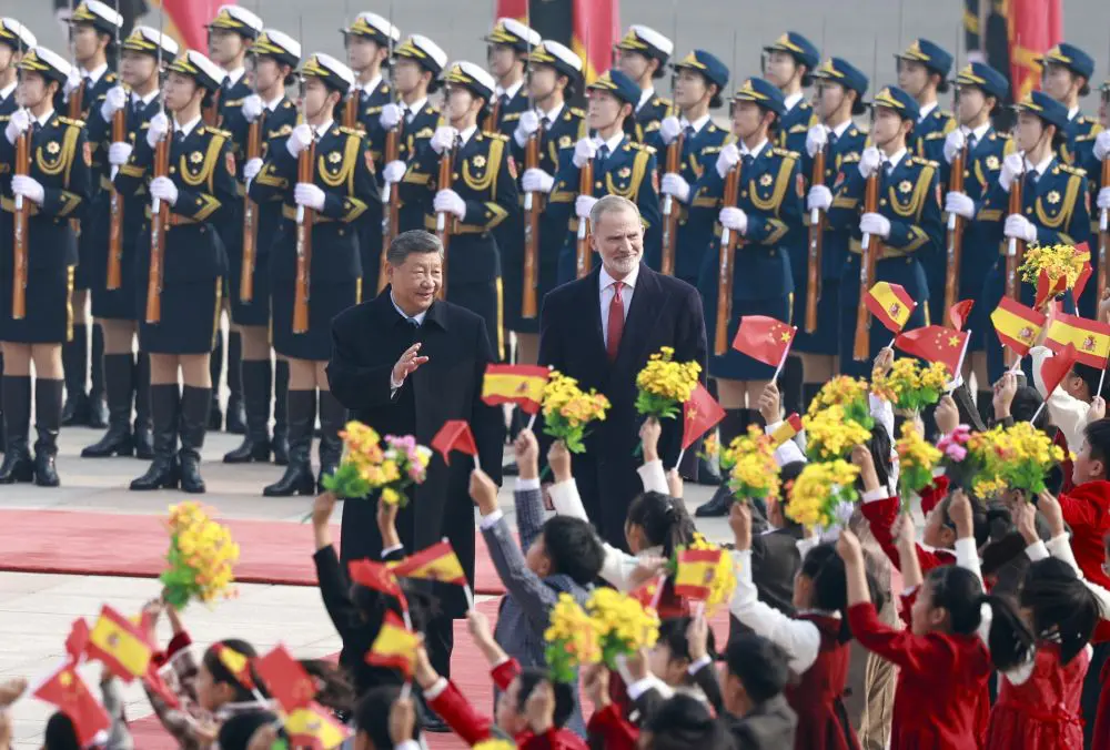 Cina, Xi incontra il Re di Spagna Felipe VI Cina, Xi incontra il Re di Spagna Felipe VI