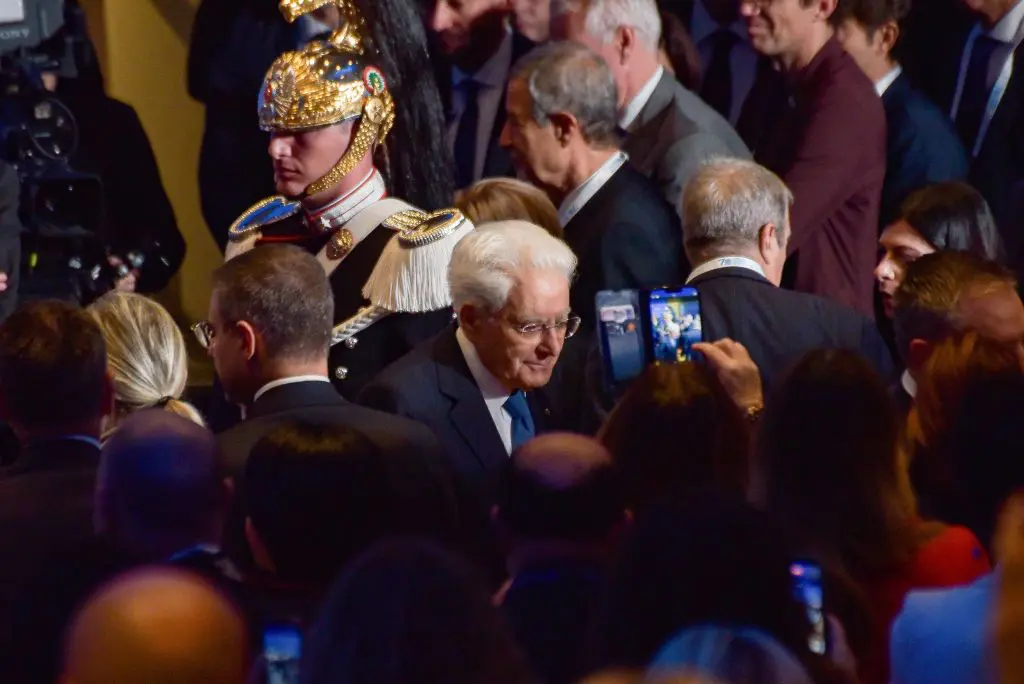 Mattarella “Astensione preoccupa, non accontentarsi di una democrazia a bassa intensità” Mattarella “Astensione preoccupa, non accontentarsi di una democrazia a bassa intensità”
