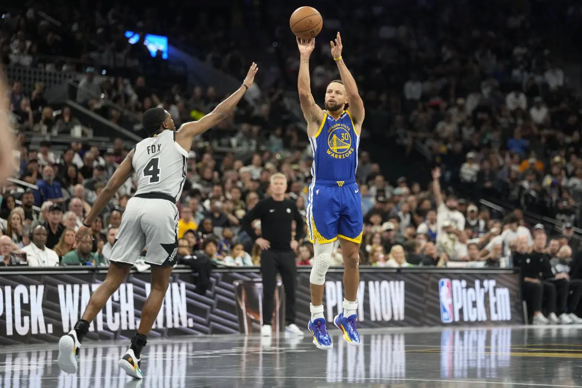 Curry trascina i Warriors e avvicina Jordan, Harden guida i Clippers Curry trascina i Warriors e avvicina Jordan, Harden guida i Clippers