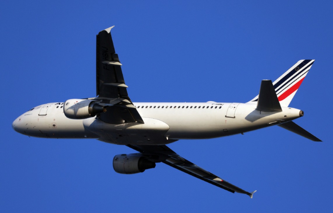 Airbus richiama 6 mila aerei A320 per correzione software Airbus richiama 6 mila aerei A320 per correzione software