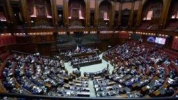 STASERA Servizio militare obbligatorio o volontario, ecco le proposte in stand-by in Parlamento