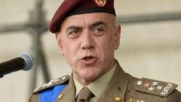 “Università di Bologna rifiuta corso di Filosofia per ufficiali”: la denuncia del Capo dell’Esercito Masiello