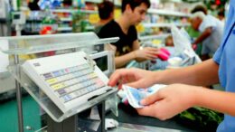 Test del carrello e lavoratori Pam licenziati, domani incontro azienda-sindacati
