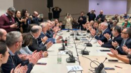Metalmeccanici, firmato rinnovo contratto: aumento salari di 205 euro