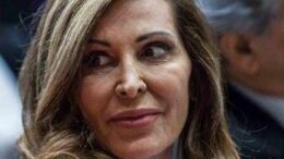 Minacce social al Daniela Santanchè: “Per farla dimettere bisogna spararle”