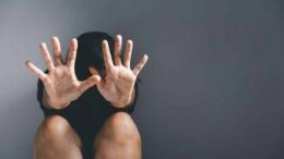 Violenza su donne, l’allarme: 79 nuove sostanze psicoattive usate per aggredirle
