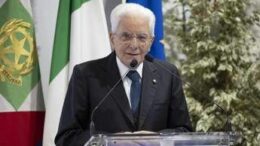 Droga, Mattarella: “Tragedia che richiede impegno corale e costante”. Meloni: “Istituzioni unite”