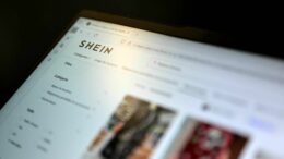 Shein nella bufera in Francia, governo verso sospensione sito dopo il caso bambole
