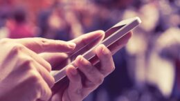 Telemarketing aggressivo addio, da oggi il blocco alle chiamate moleste dai finti cellulari