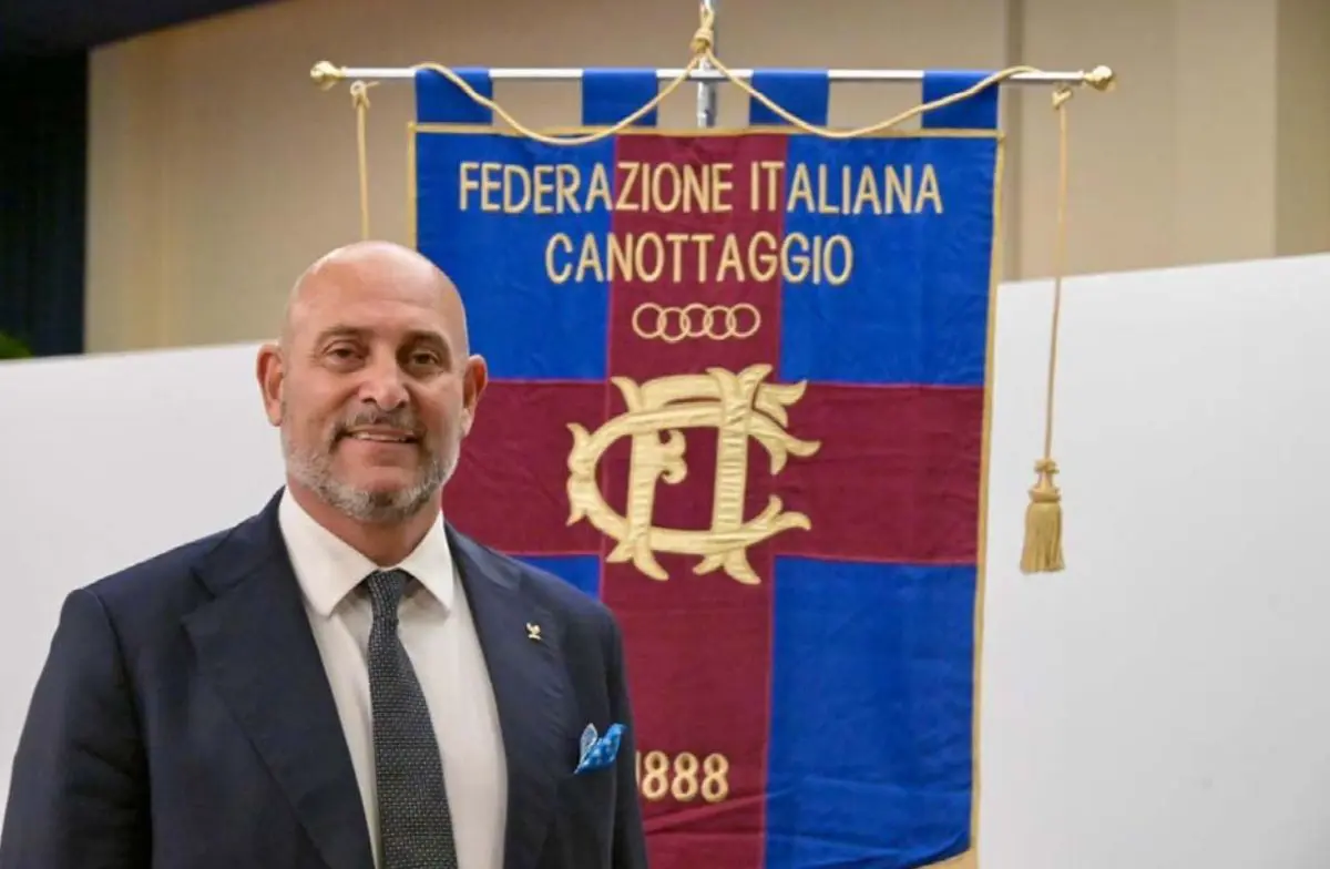 Morto presidente Federcanottaggio e due volte oro olimpico Davide Tizzano Morto presidente Federcanottaggio e due volte oro olimpico Davide Tizzano