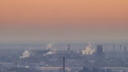 Rapporto CER sulla transizione energetica, un mondo a tre velocità