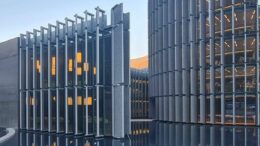 Alperia inaugura sede green, edificio immerso nell’acqua e nel verde