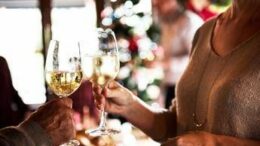 Natale, i consigli del nutrizionista: “Pochi ‘strappi’ e così si ingrassa massimo mezzo chilo”