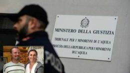 Famiglia nel bosco, il papà potrebbe trascorrere il Natale con i tre figli: attesa decisione