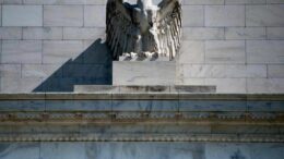 La Fed taglia i tassi di 25 punti base: terzo calo consecutivo nel 2025