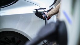 Auto, in arrivo il nuovo pacchetto Ue: le nuove norme