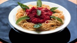 Unesco, la cucina italiana è Patrimonio dell’Umanità. Meloni: “Primi al mondo con questo riconoscimento”