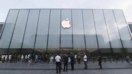 Antitrust multa Apple: 98,6 milioni di euro per abuso di posizione dominante