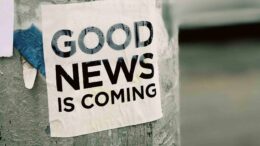 Comunicare meno, comunicare meglio: reputazione, AI (ed eccessi) nell’indagine di EY e Swg