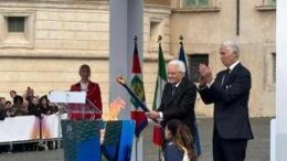 Milano-Cortina, Mattarella accende braciere: “Pace è nel dna olimpico, tregua sia rinnovata”