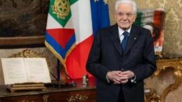 Il discorso di Mattarella: “Niente più forte della democrazia, ai giovani dico non rassegnatevi”
