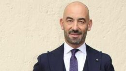 No vax assolta per frasi contro Bassetti. Il giudice: “Delirio generico”
