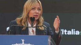 Meloni ad Atreju: “Italiani si fidano del governo”. Stoccata a Schlein: “Chi non viene qui non ha contenuti”