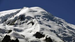 Monte Bianco è più basso, l’allarme degli esperti: perché e di quanto