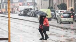 Prima il sole, poi la nebbia e quindi la pioggia: le previsioni meteo