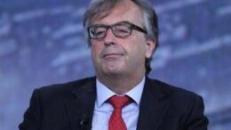 Burioni e il flop degli studenti al test di Medicina: “Livello di ignoranza spaventoso”