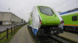 Trenord, completato piano rinnovo flotta: entra in servizio ultimo dei 214 treni nuovi