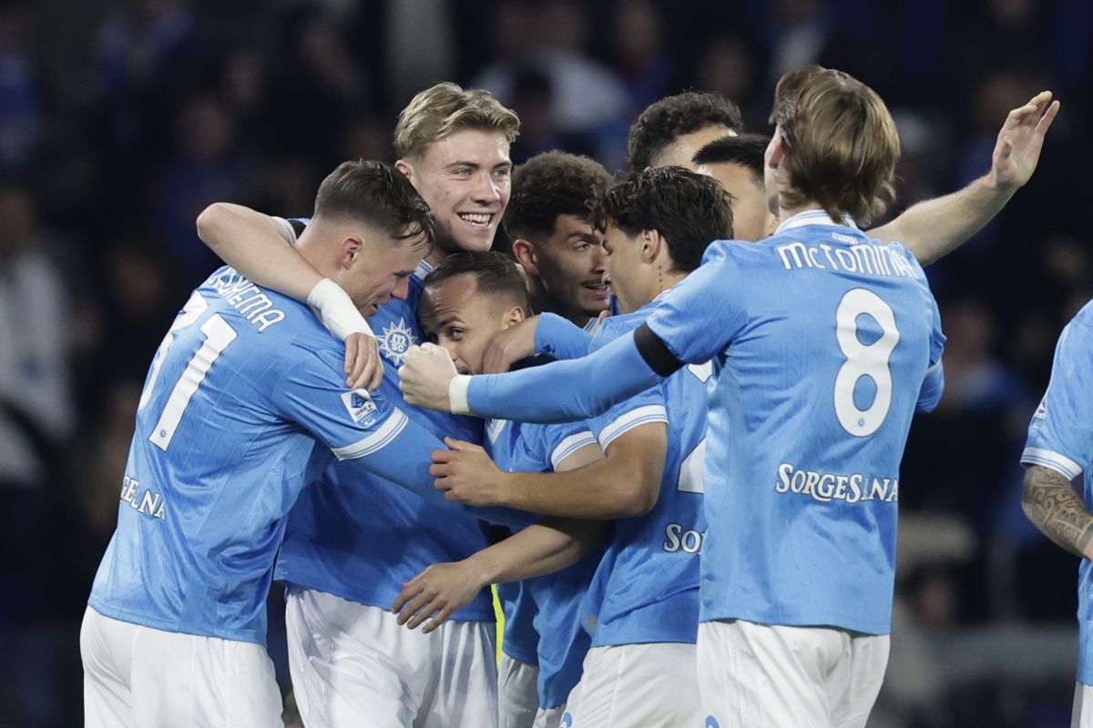 Il Napoli supera assenze e infortuni, Lobotka-gol e 1-0 al Sassuolo Il Napoli supera assenze e infortuni, Lobotka-gol e 1-0 al Sassuolo