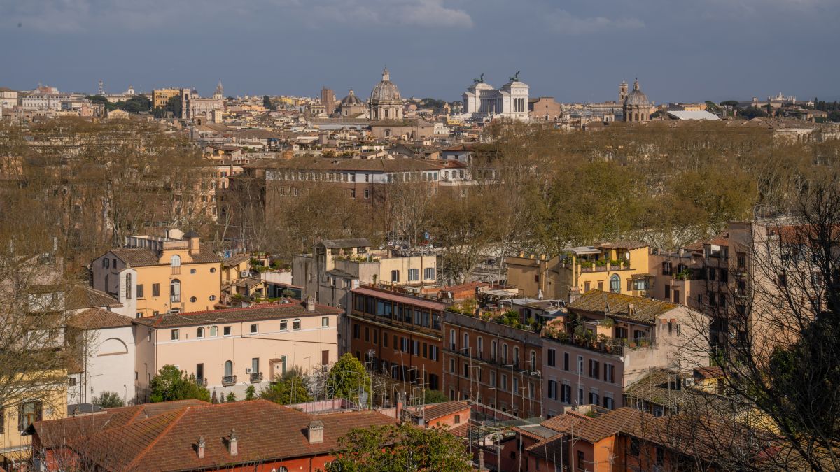 Domanda di case in calo nel 2025 dopo i picchi del 2024 Domanda di case in calo nel 2025 dopo i picchi del 2024