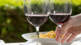 VINO: CON DECRETO SUI DEALCOLATI PIÙ CHIAREZZA NORMATIVA DOPO UNA FASE COMPLESSA PER IL SETTORE