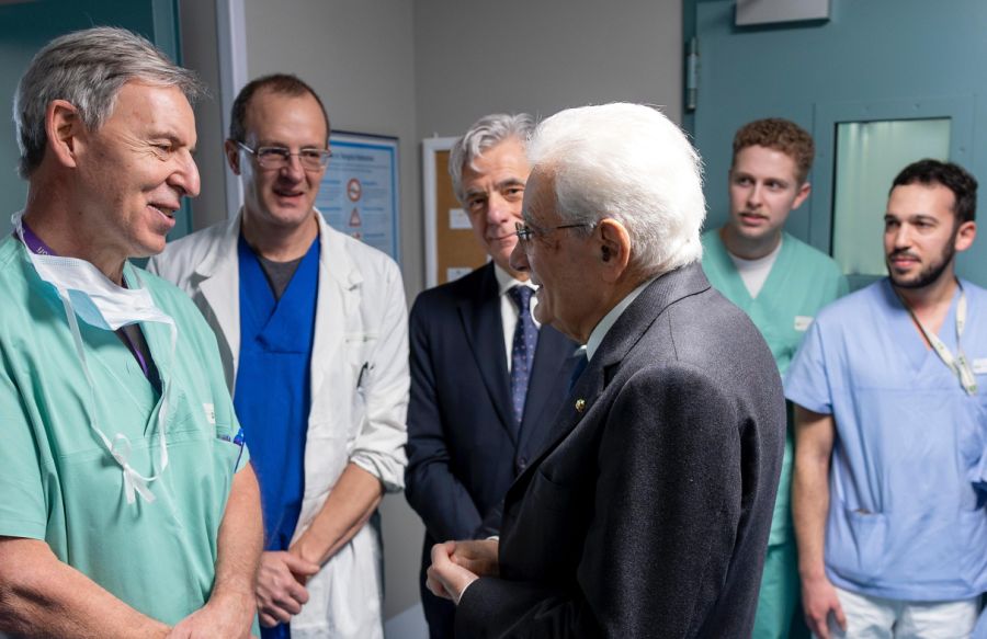 Crans-Montana, Mattarella “Dobbiamo riconsegnare ai ragazzi una vita piena” Crans-Montana, Mattarella “Dobbiamo riconsegnare ai ragazzi una vita piena”