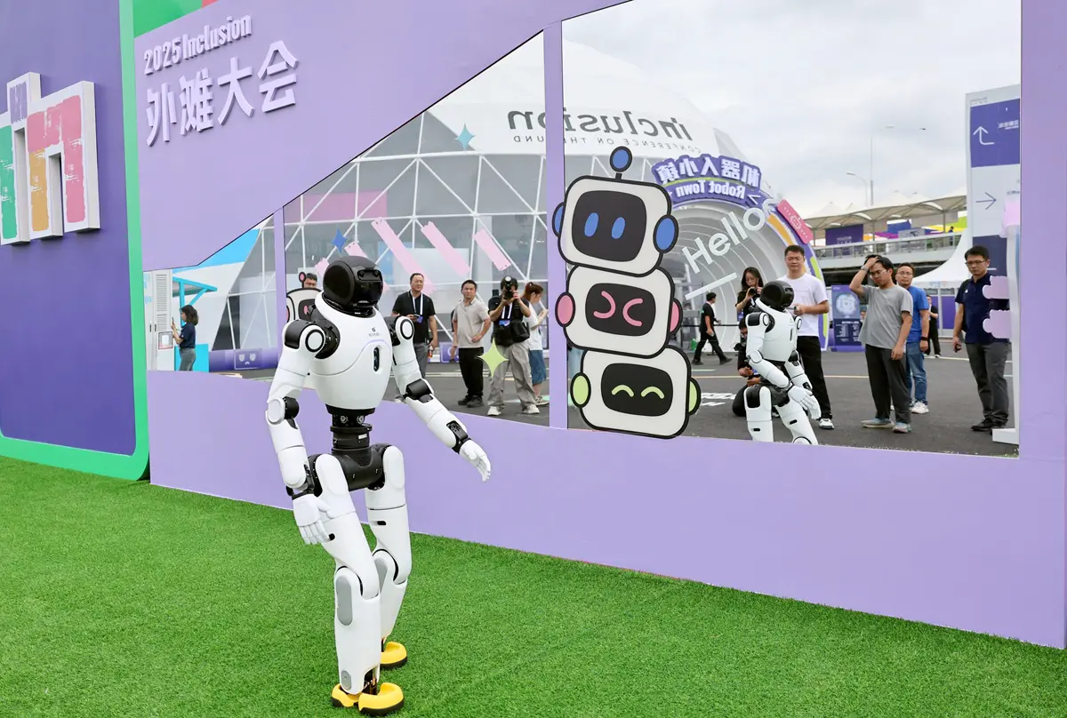 Shangai, obiettivo di crescita al 5% nel 2026 Shangai, obiettivo di crescita al 5% nel 2026