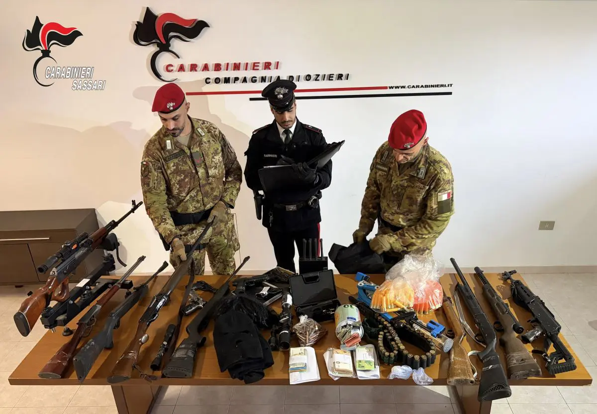 Arsenale e esplosivi in casa a Oschiri, un arresto Arsenale e esplosivi in casa a Oschiri, un arresto