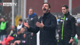 Vigilia Padova-Bari Andreoletti: “Domani è uno scontro diretto. Servirà intensità per riscattare l’andata”