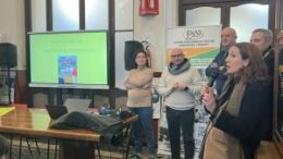 “IL FUTURO NELLE VOSTRE MANI”: GRANDE SUCCESSO PER L’EVENTO DI PIANTUMAZIONE ALL’ISTITUTO M.T. BELLINI