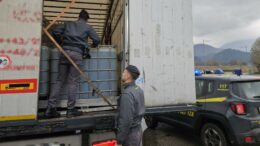 Maxi sequestro della Gdf di Udine di oltre 420.000 litri di prodotti energetici di contrabbando, accise evase per 1,1 milioni di euro