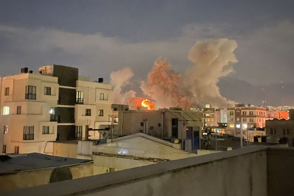 Si allarga la guerra in Medio Oriente, l’Iran “Non negozieremo con gli Usa” Si allarga la guerra in Medio Oriente, l’Iran “Non negozieremo con gli Usa”