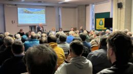 GESTIONE DEL RISCHIO E CISGENETICA DARANNO OSSIGENO AL MONDO AGRICOLO. IL VINO RIMANE UN PORTO SICURO PER CHI SA LEGGERE IL MERCATO.
