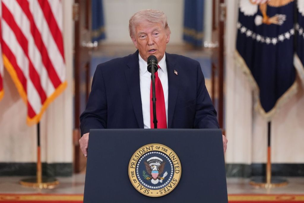 Trump “Iran decimato, vittorie decisive e travolgenti” Trump “Iran decimato, vittorie decisive e travolgenti”