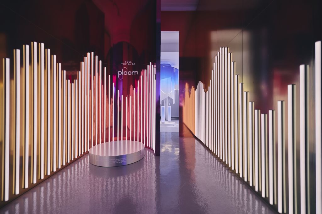 Ploom, l’installazione immersiva “Feel The Aura” alla Milano Design Week Ploom, l’installazione immersiva “Feel The Aura” alla Milano Design Week