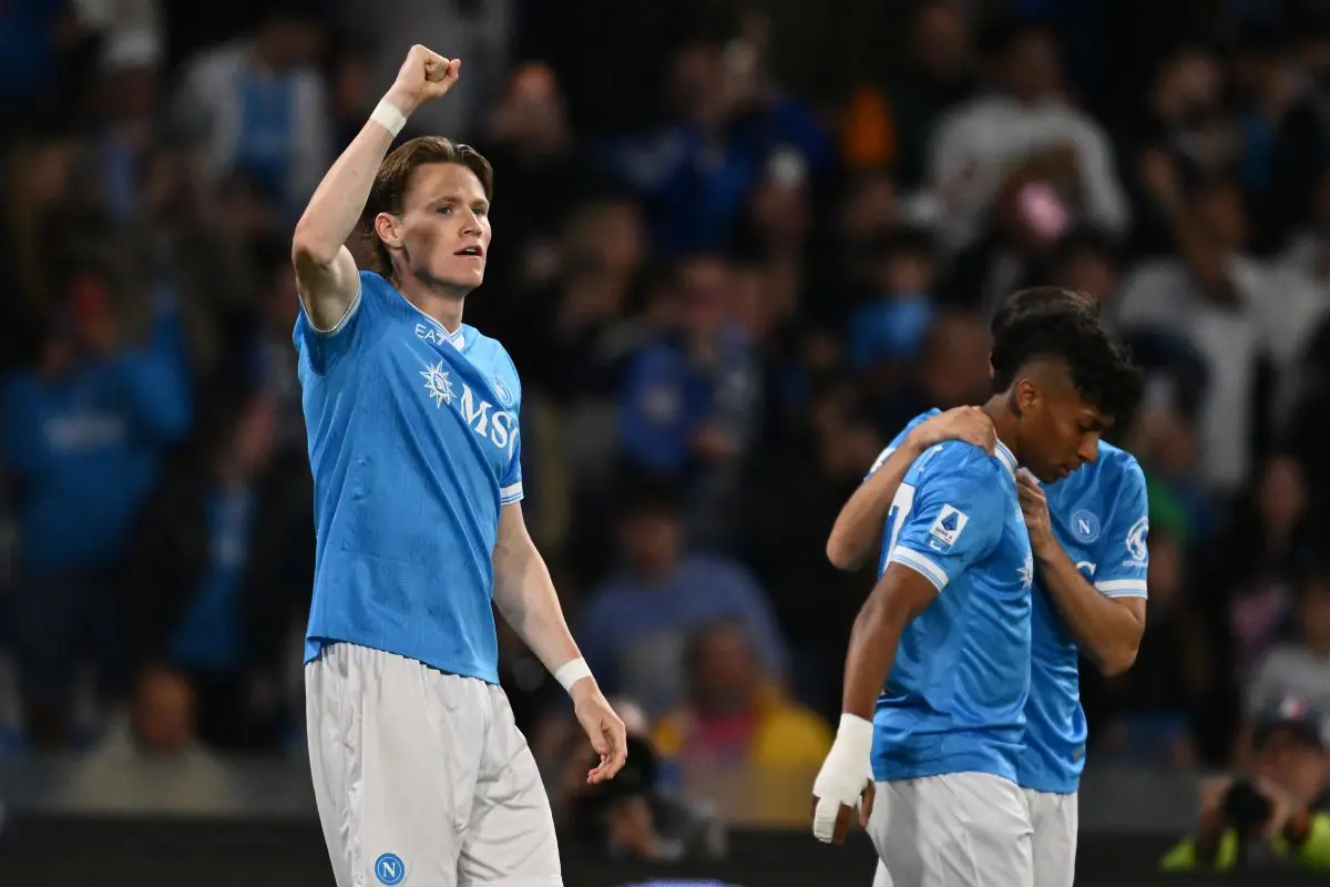 Poker alla Cremonese, il Napoli rimanda la festa scudetto dell’Inter Poker alla Cremonese, il Napoli rimanda la festa scudetto dell’Inter