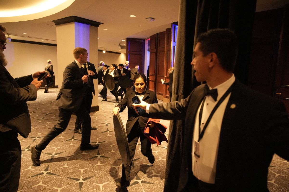 Spari alla cena con Trump, presidente Usa “Ecco perchè serve la ballroom” Spari alla cena con Trump, presidente Usa “Ecco perchè serve la ballroom”
